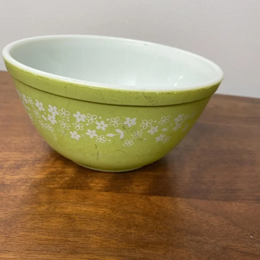 Vintage Pyrex Spring Blossom Crazy Daisy Nesting Mixing Bowl 402 Mixing Bowl